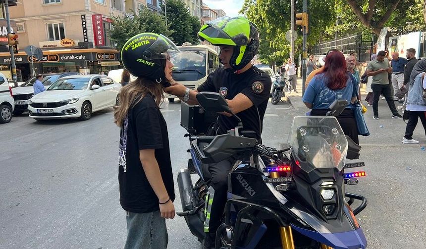 Bahçelievler’de motorize zabıta ekipleri 11 öğrenciyi sınava yetiştirdi