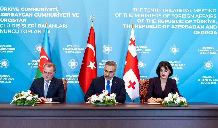 İstanbul'da Türkiye-Azerbaycan-Gürcistan arasında İstanbul Bildirisi imzalandı