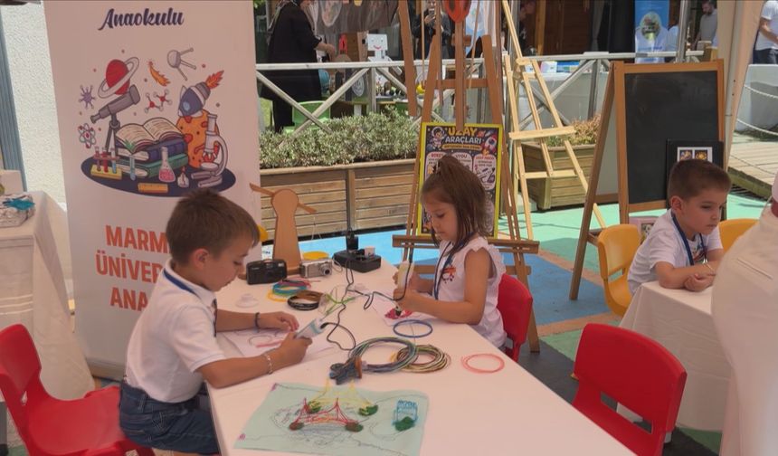 İstanbul'da anaokulu öğrencilerinden bilim ve teknoloji şenliği