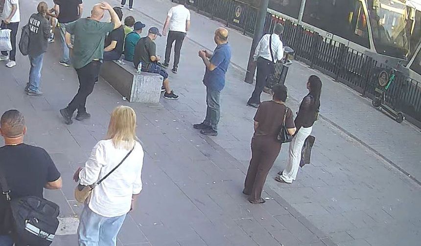 Fatih’te yürek yakan olay: Küçük çocuk tramvayın altında kaldı