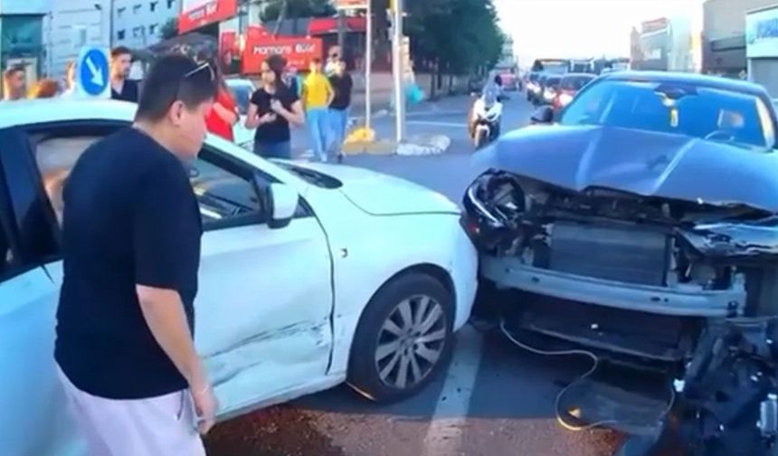 Ümraniye’de kırmızı ışık ihlali kazaya neden oldu