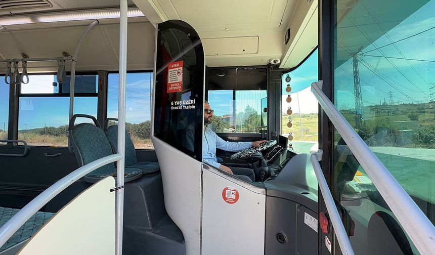 Minibüs şoförü güzergâhı terk edip hastaneye gitti
