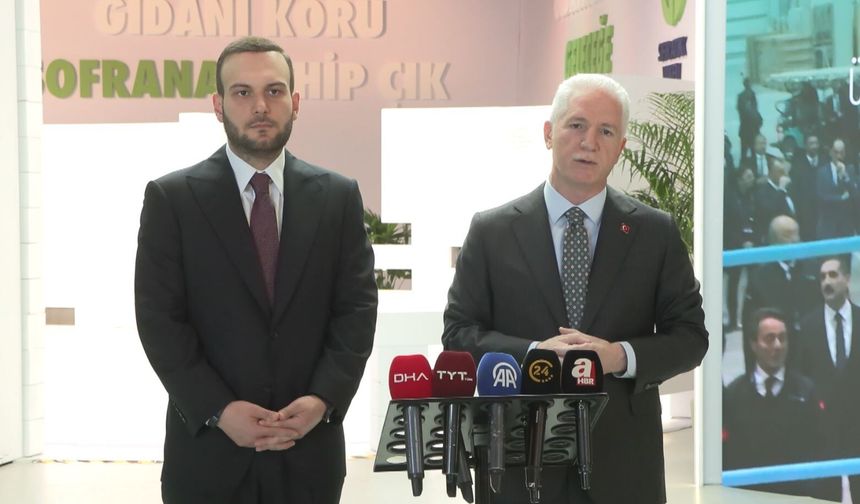Vali Gül, ‘Sürdürülebilir Bir Gelecek İçin Sıfır Atık’ sergisini tanıttı
