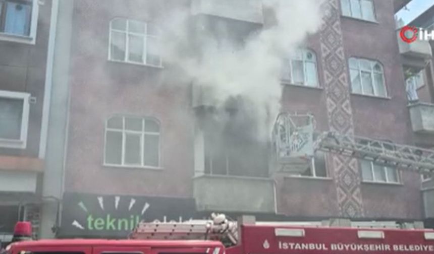 Sultangazi'de korku dolu anlar: Yangının nedeni telefon mu?
