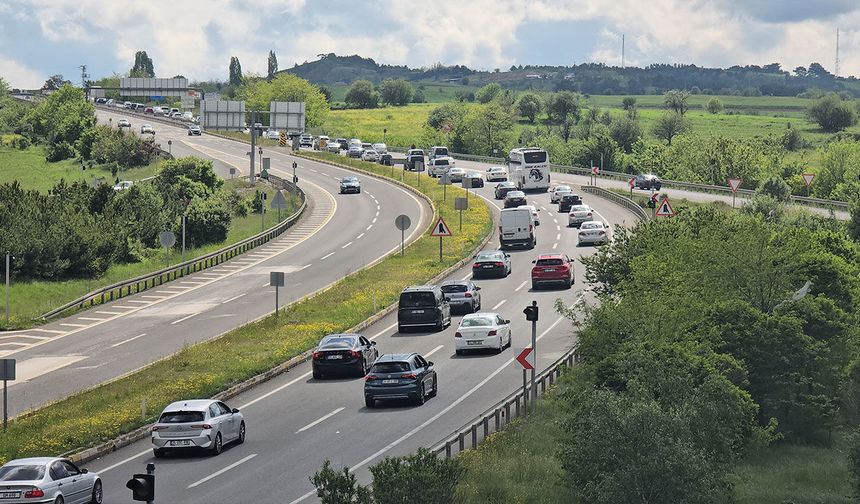 Bayram tatili bitti, yol çilesi başladı: Kemikli rampaları kilit