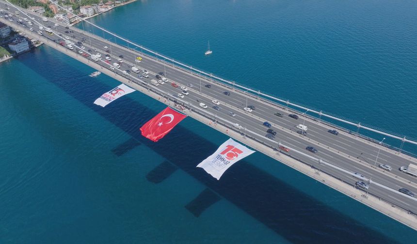 15 Temmuz'un sembolü Kırmızı Beyaz