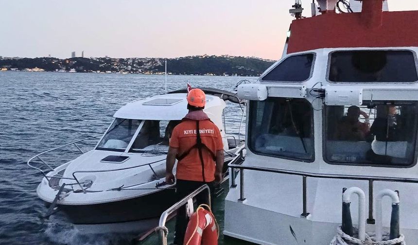 Sarıyer açıklarında su alan tekne kurtarıldı