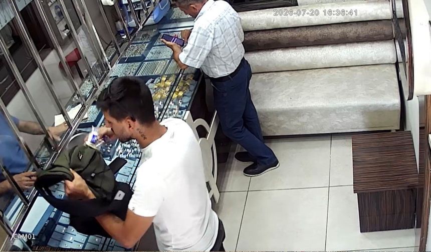 2,3 milyon liralık altınlarla kayboldu: Ailesi 'Hayatından endişe ediyoruz'