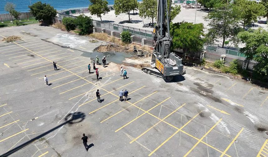 Kadıköy Sahili'nde yükselecek Rıhtım Camii'nin inşası başladı