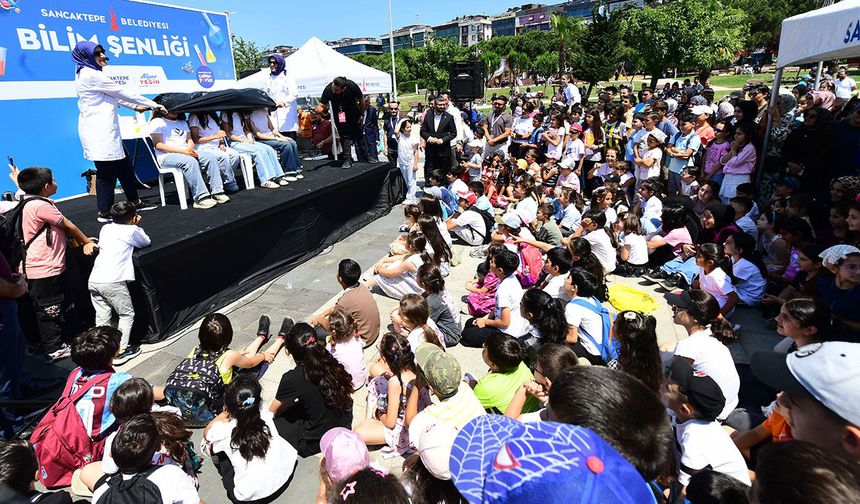 Sancaktepe’de ‘Bilim Şenliği’ düzenlendi
