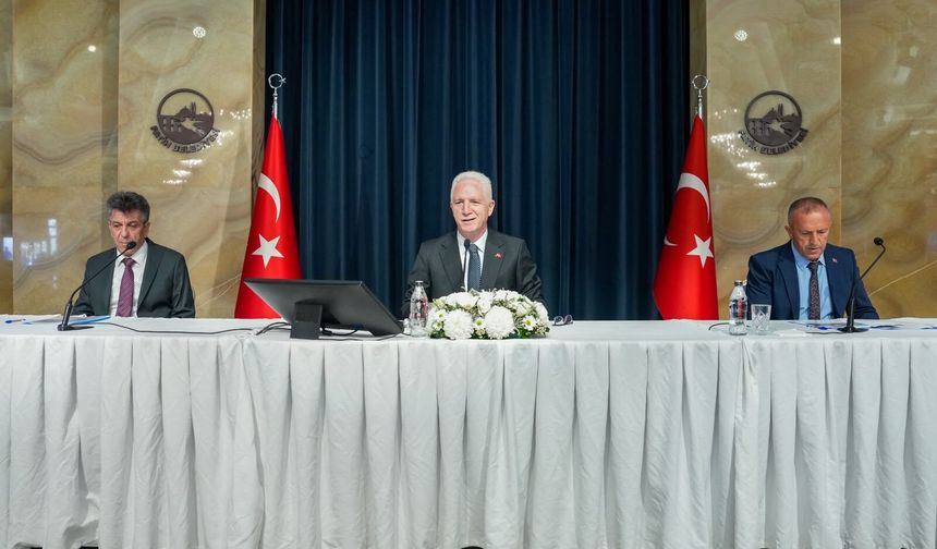 Vali Gül: İstanbul’da devam eden bin 6 projemiz var
