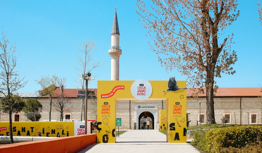 650 bin ziyaretçiyi ağırlayan Rami Çocuk ve Sanat Bienali sona erdi