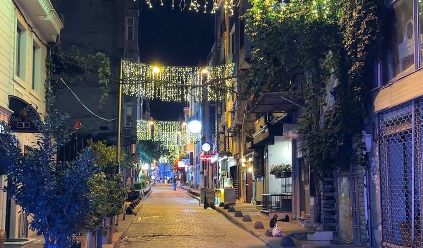 Beyoğlu'nda pitbull gerginliği: Tartışma bıçakla sona erdi