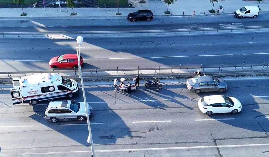Büyükçekmece E-5’te trafiği kilitleyen kaza