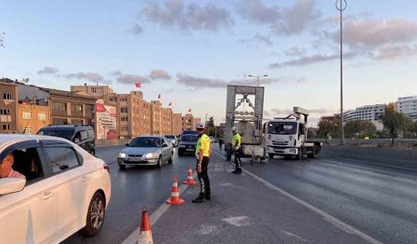 İstanbul’da 30 Ağustos öncesi trafik düzenlemesi: Bu yollar kapanacak