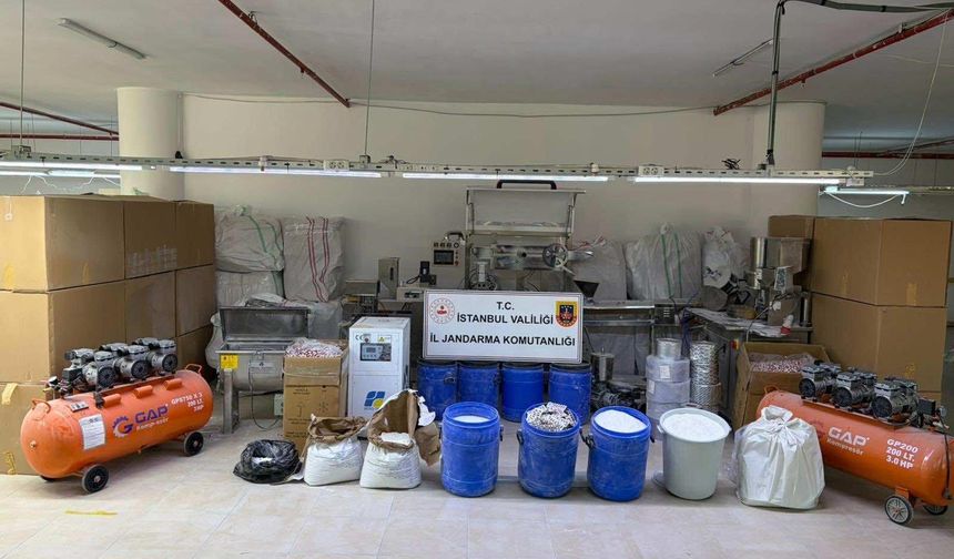 Çatalca'da uyuşturucu imalathanesine operasyon: 2 gözaltı