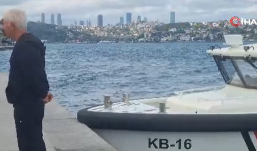 Beykoz'da korkutan anlar: 2 kişi sörf tahtasından denize düşüp sürüklendi