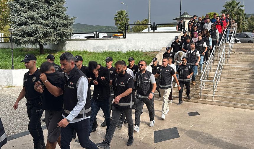 'Sokaklar Güvende' operasyonunda 13 şüpheli tutuklandı