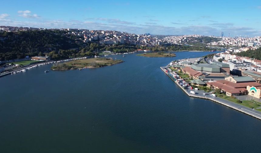 Eyüpsultan sahilinde ağır koku: Haliç’in rengi değişti