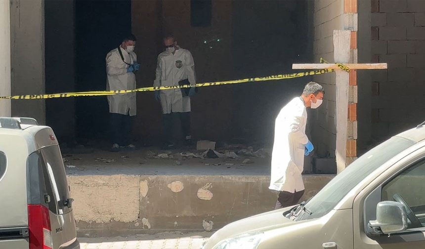 7 katlı inşaatta korkutan olay