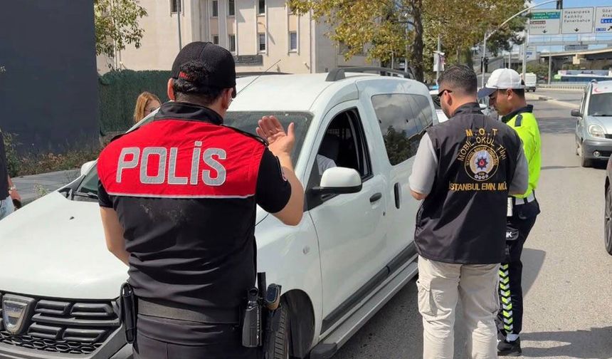 Kadıköy'de okul çevrelerinde dron destekli denetim