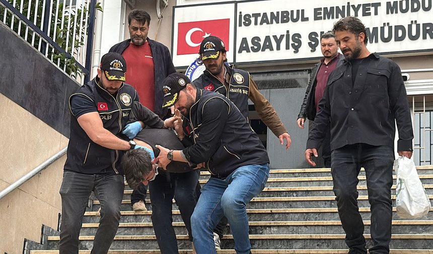 Eyüpsultan Camii'ndeki silahlı olayda 2 şüpheli adliyeye sevk edildi
