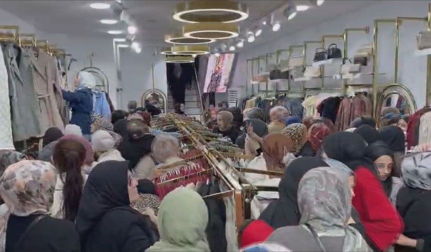 Ucuz kıyafet kampanyasında izdiham: 1 kişi bayıldı