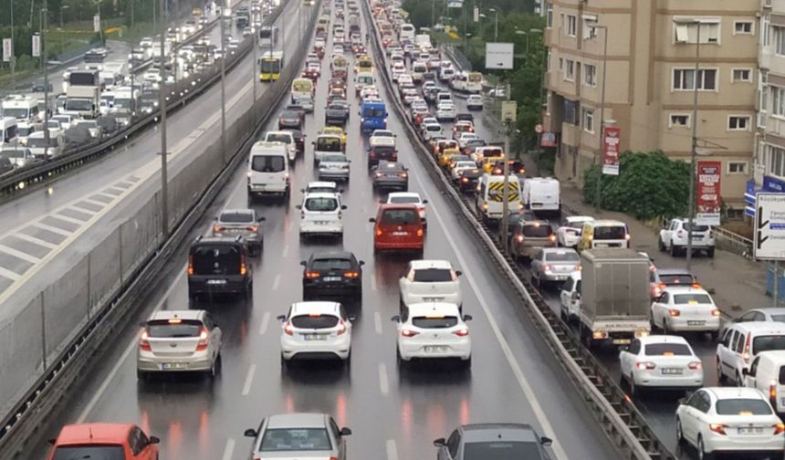 Vatan Caddesi'ndeki 29 Ekim Kortej geçişi, ileri bir tarihe ertelendi