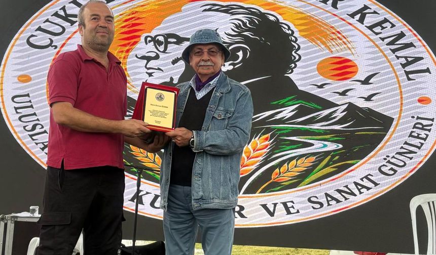 Yazarımız Dursun Özden Uluslararası Yaşar Kemal Şiir Ödülü aldı