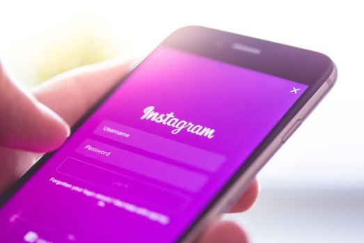 Facebook'un bünyesinde bulunan fotoğraf ve video paylaşım uygulaması Instagram'a yeni bir özellik geldi.