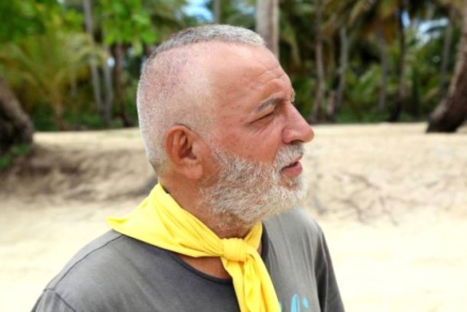 Survivor'ın eski yarışmacılarından olan Topaloğlu, Acun Ilıcalı'ya ilginç bir mesaj yolladı.