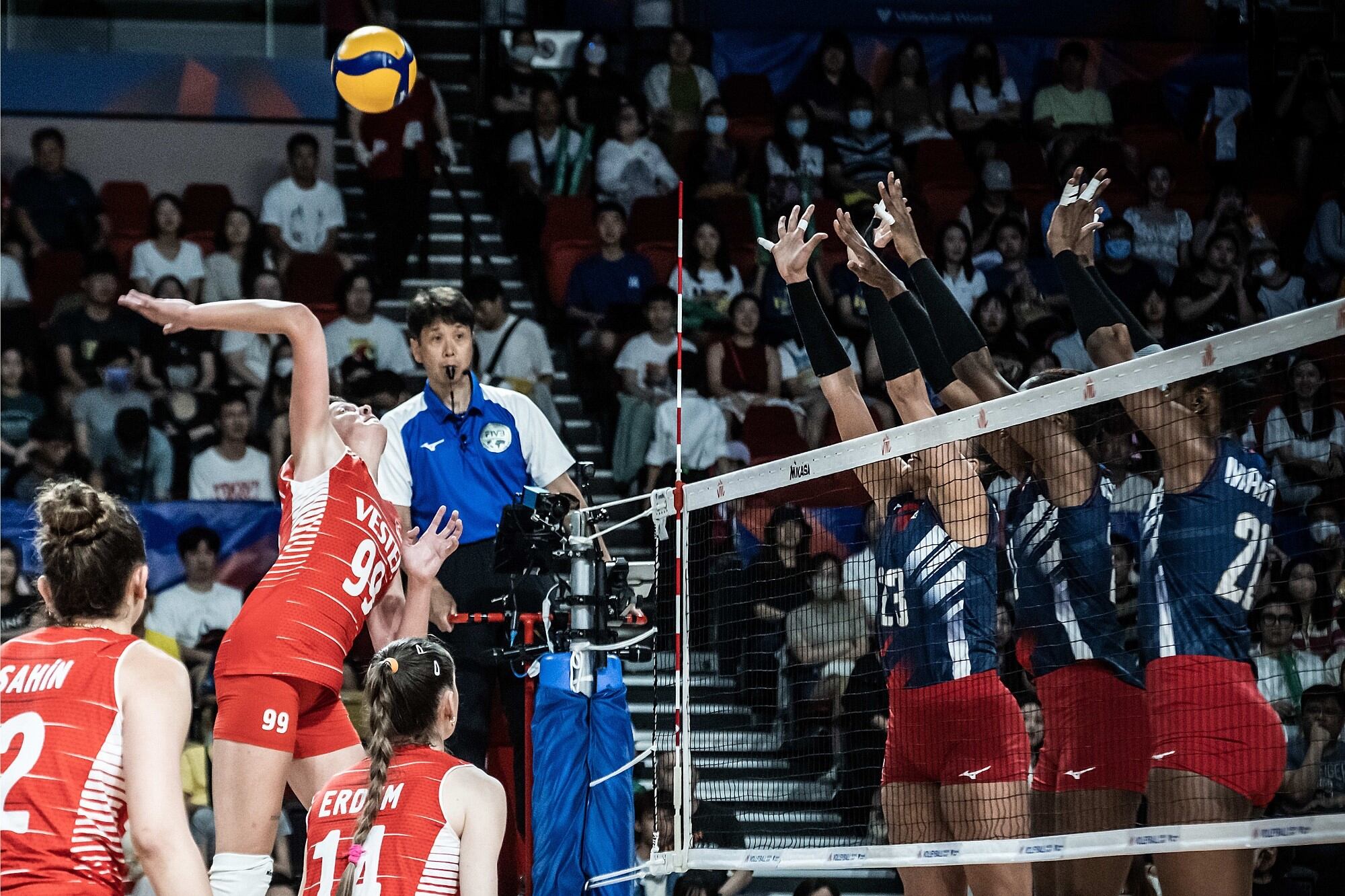 a-milli-kadin-voleybol-takimi-dominik-cumhuriyetini-3-1-yendi (1)