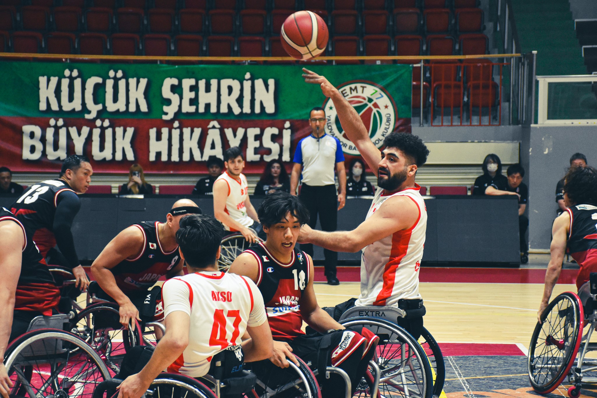 a-milli-takim-tekerlekli- sandalye-basketbol-kitalararasi-kupasinda-japonyayi-yendi (1)