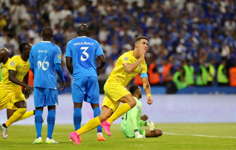 cristiano-ronal-al-nassr-ile-suudi-kariyerindeki-ilk-sampiyonlugunu-yasadi (1)