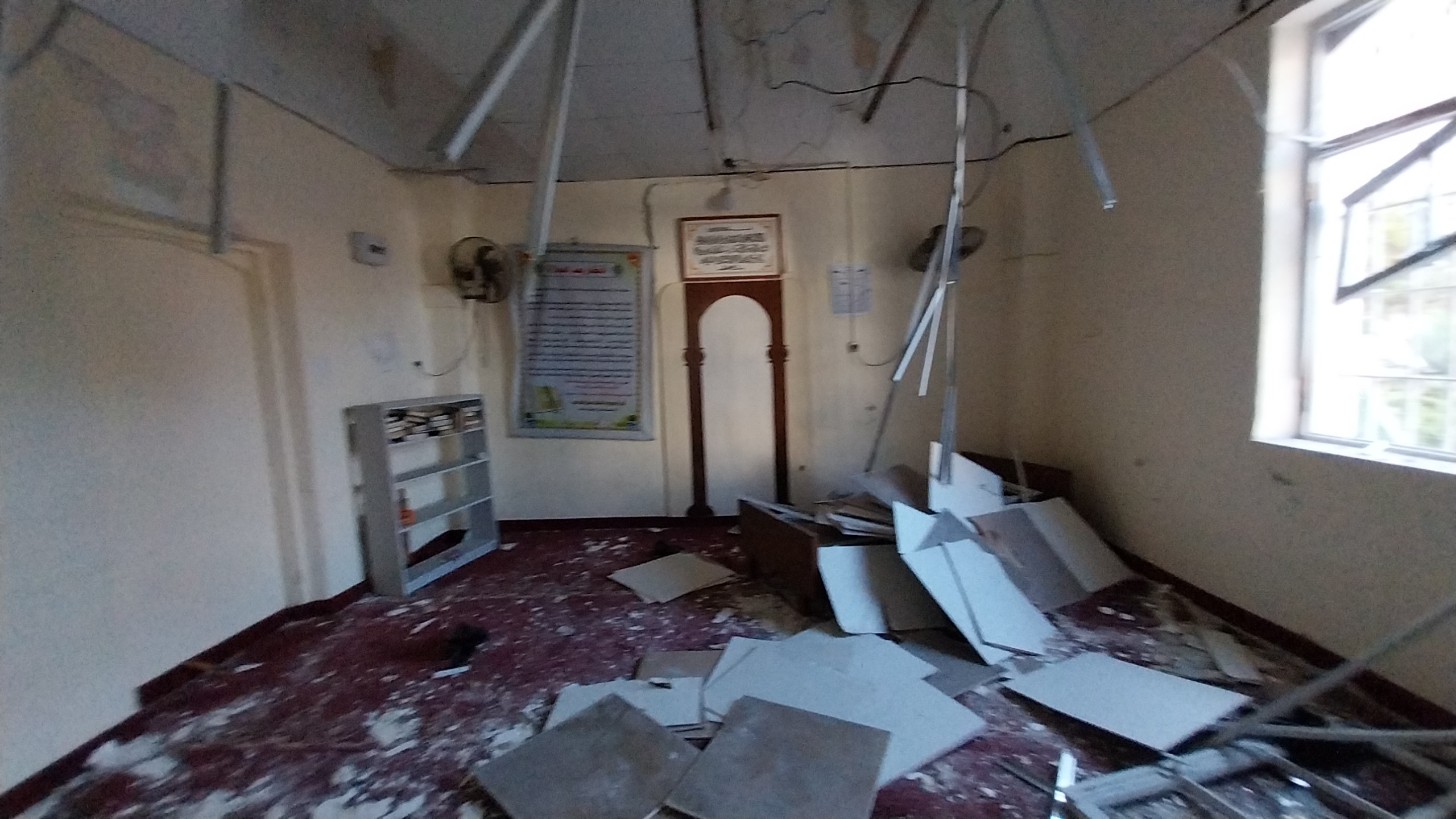 İsrail’in Gazze şehrinin merkezinde bulunan Al Ahli Arab (Baptist) Hastanesi’ne dün akşam gerçekleştirdiği saldırı sonucu en az 500 sivil hayatını kaybetti.