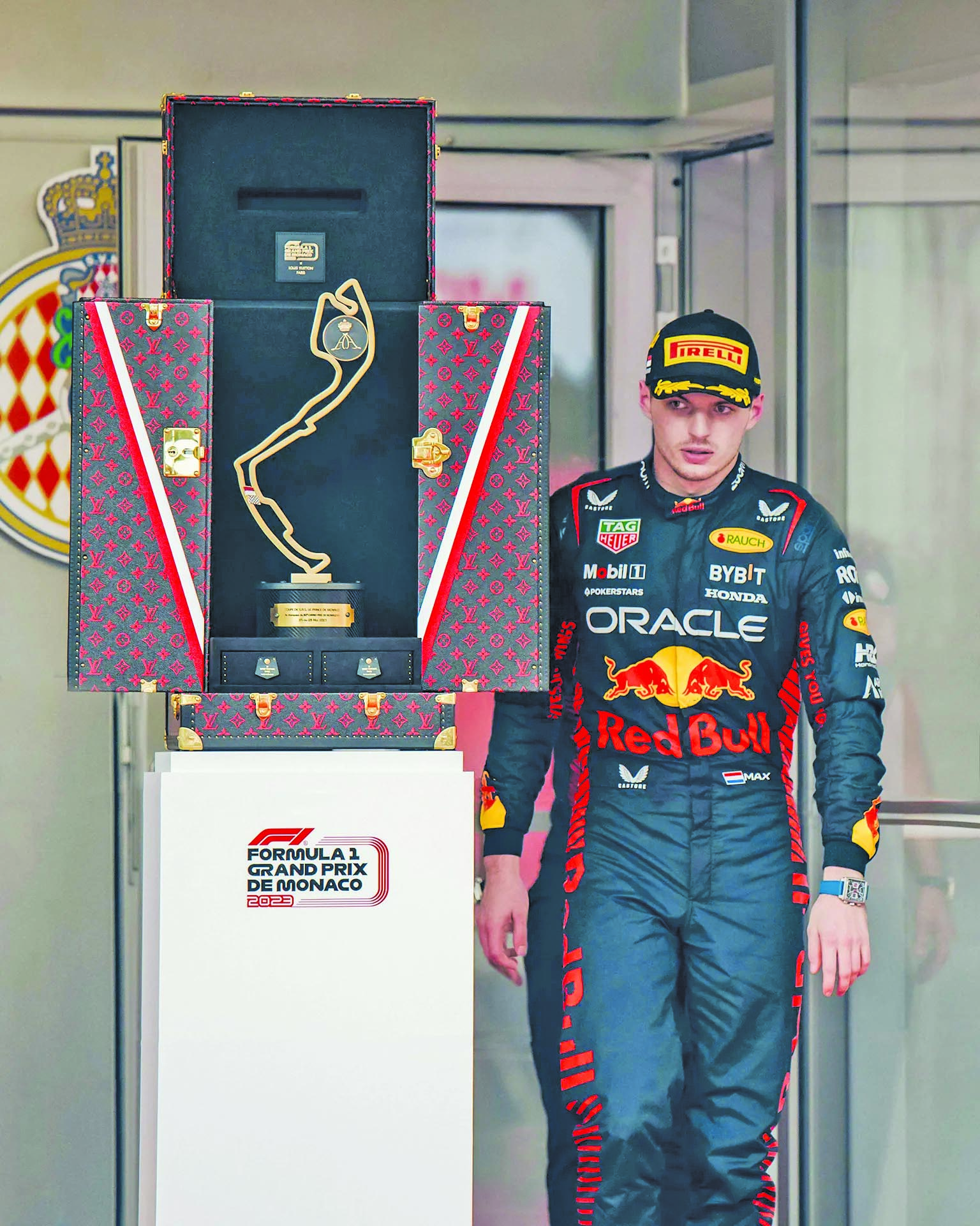 F1