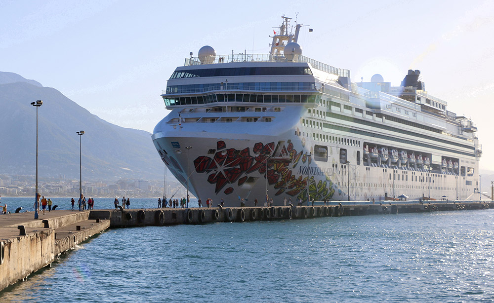 K R U V A Z I Y E R T U R I Z M I Y I L A R E K O R L A B A S L A D I 577909 171147