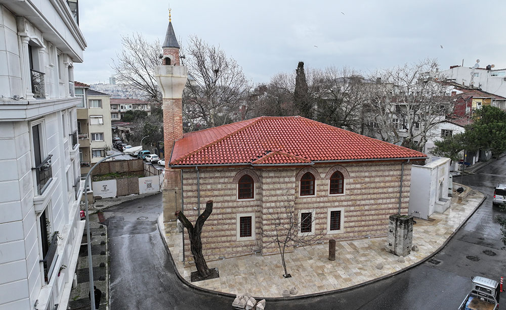 R E S T O R A S Y O N U T A M A M L A N A N ‘ I M R A H O R C A M I I 558965 165655