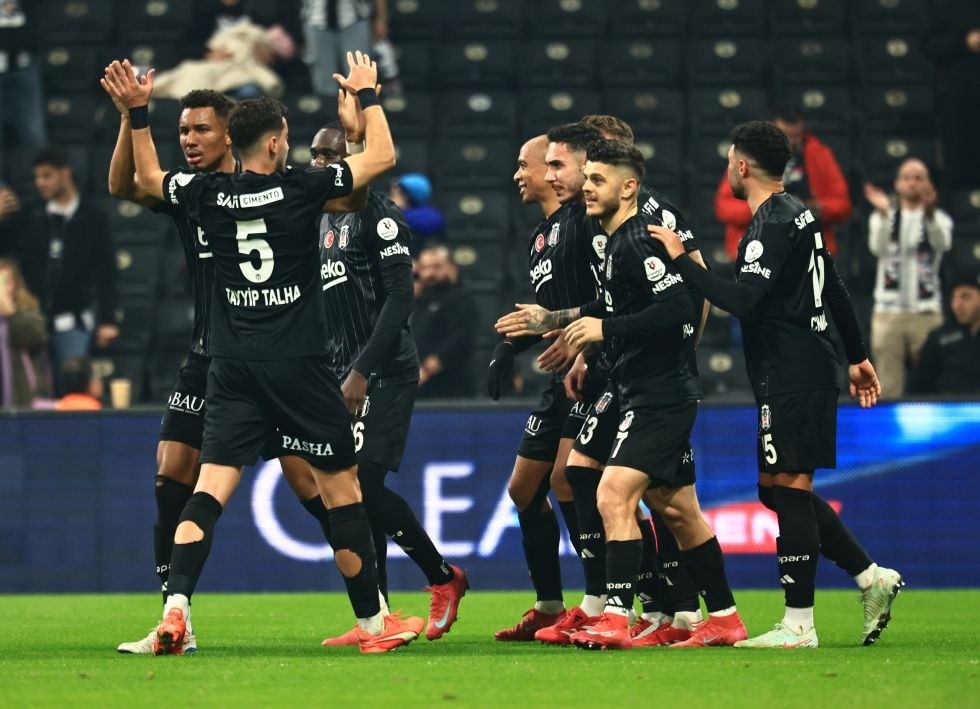 P R E M I E R L I G’ I N K A P I S I N D A N D O N E N T A Y Y I P T 647794 191924