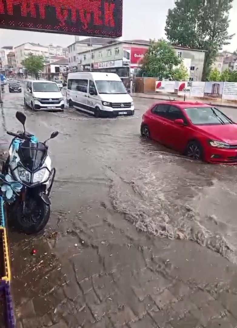 ISTANBUL 739571 218317