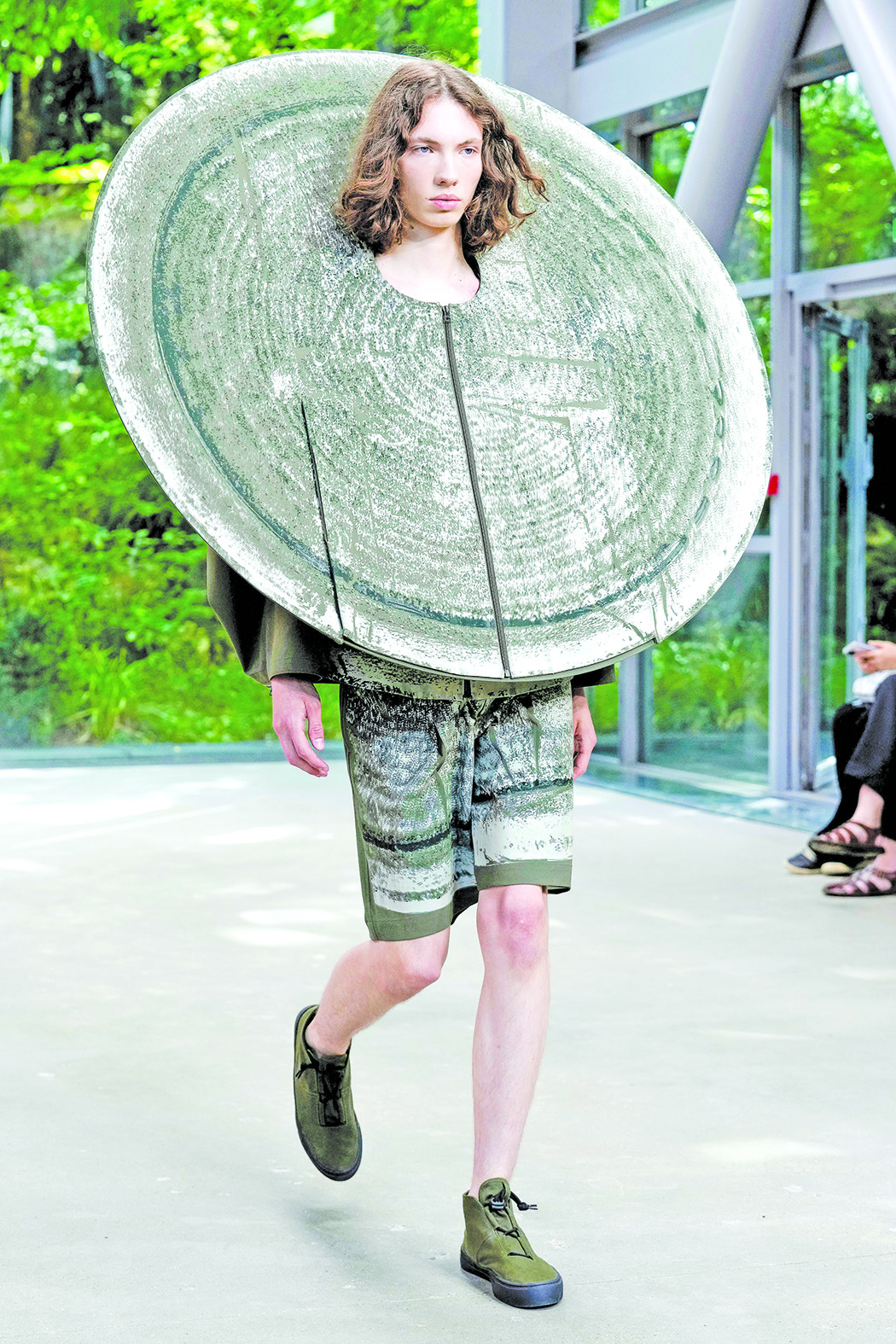 Issey Miyake2