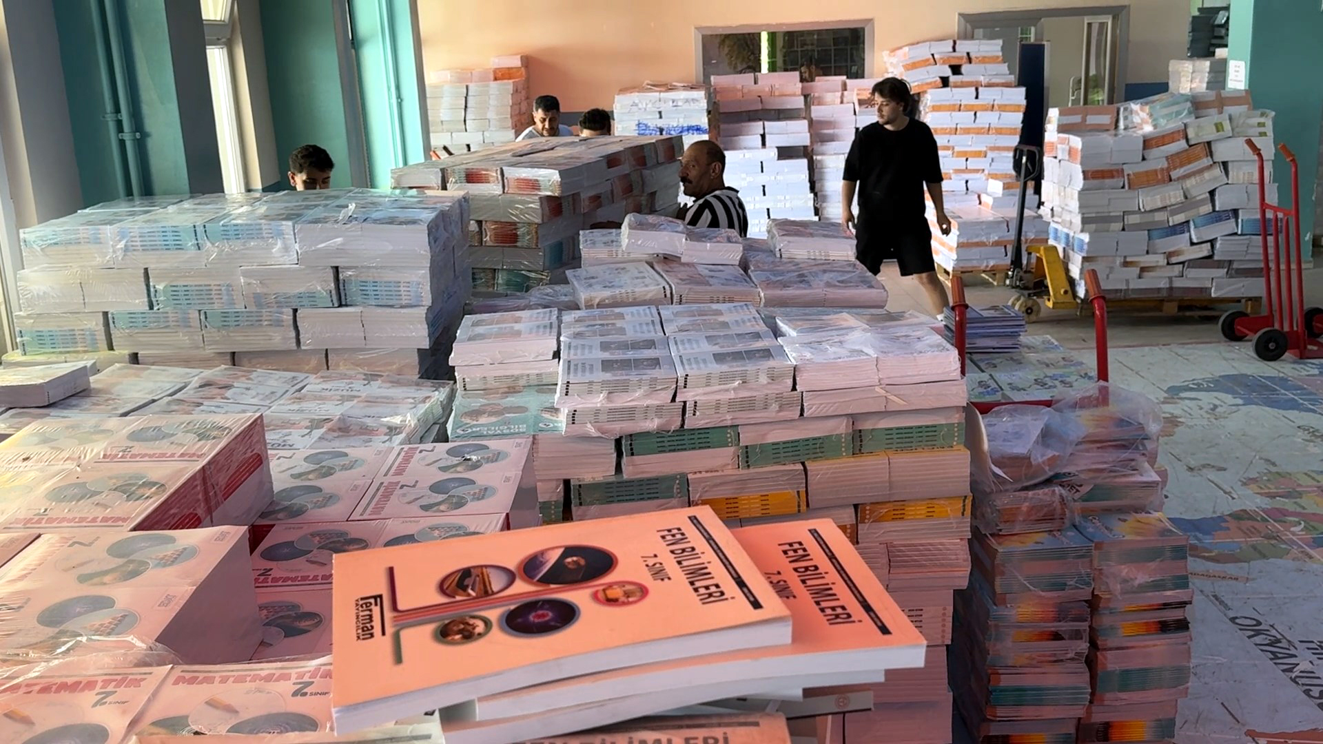 I S T A N B U L I S T A N B U L’ D A 3 M I L Y O N O G R E N C I Y 881521 261854