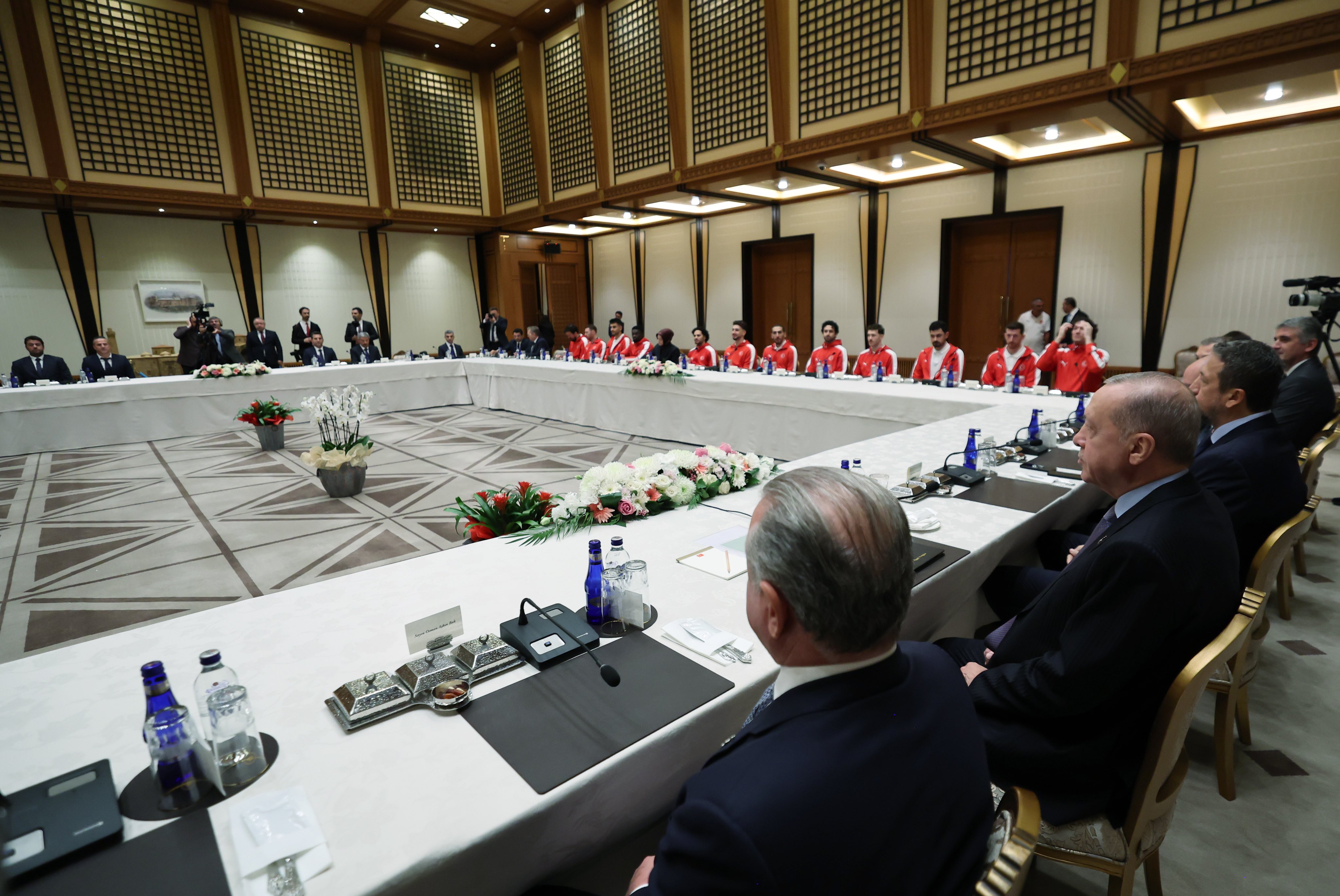 C U M H U R B A S K A N I E R D O G A N A M I L L I B A S K E T B O L 916476 272318