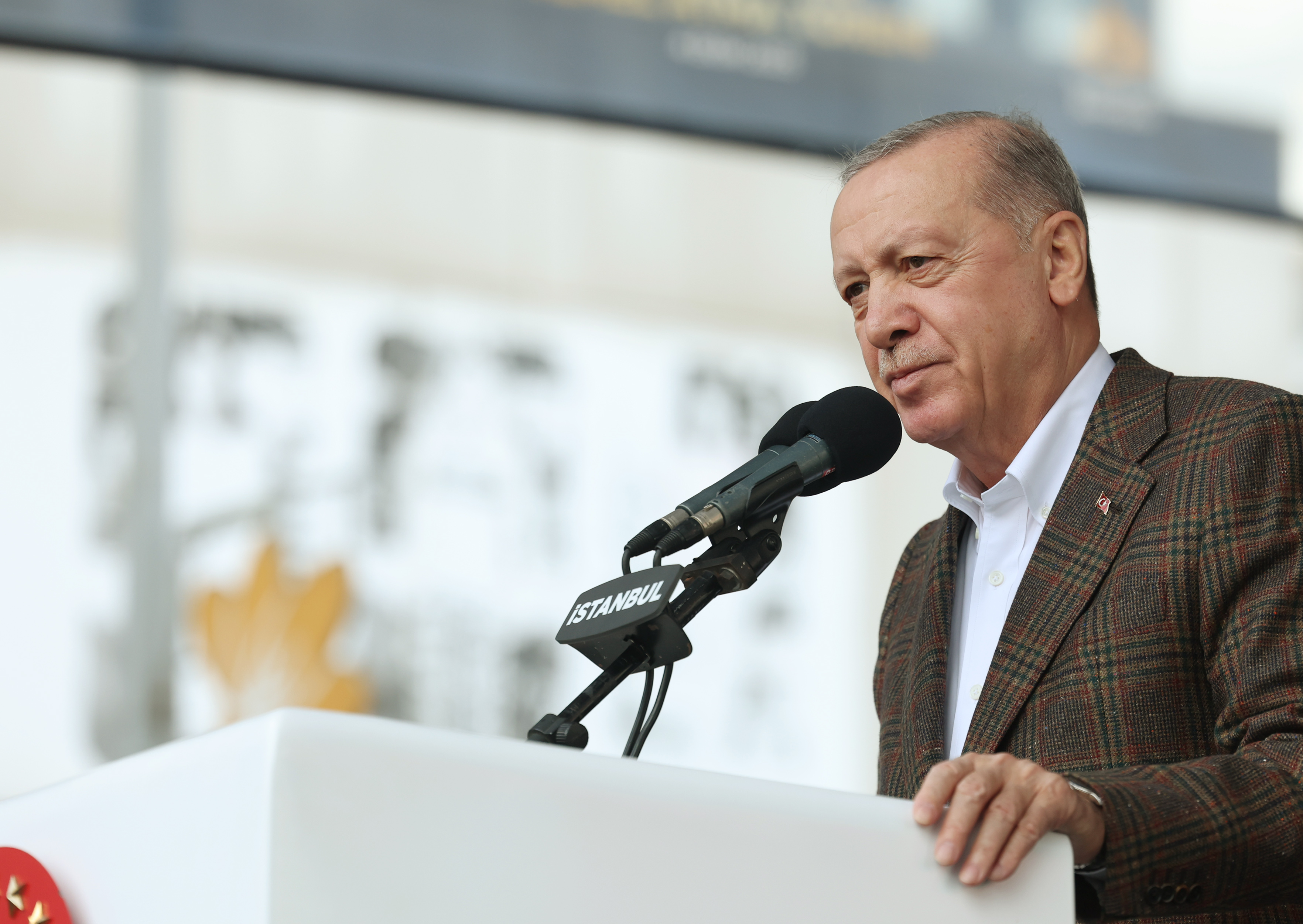 I S T A N B U L C U M H U R B A S K A N I E R D O G A N B O L G E M I 947386 281274