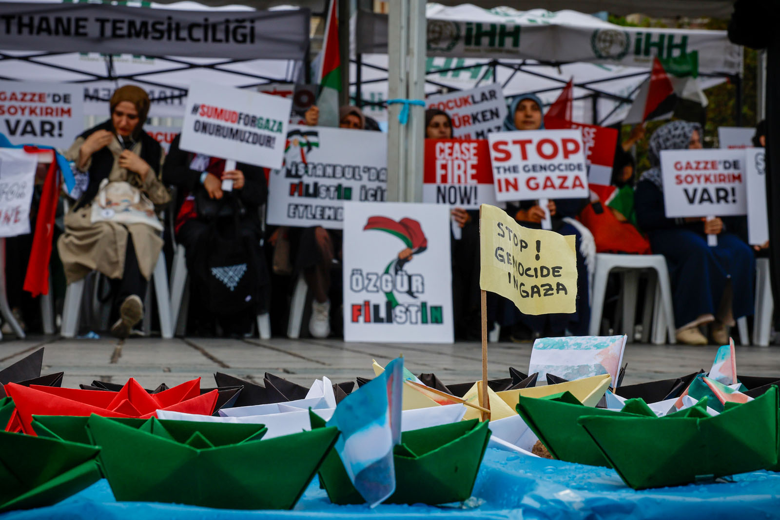 I S T A N B U L E M I N O N U’ N D E G A Z Z E I C I N O Z G U R L 946360 281065