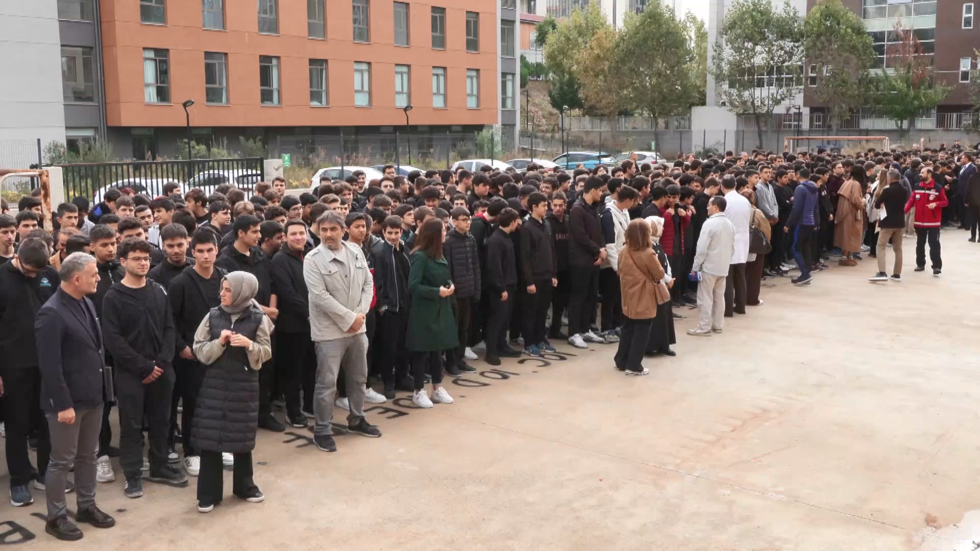 I S T A N B U L I S T A N B U L D A 7 B I N O K U L D A 3 M I 960890 285311