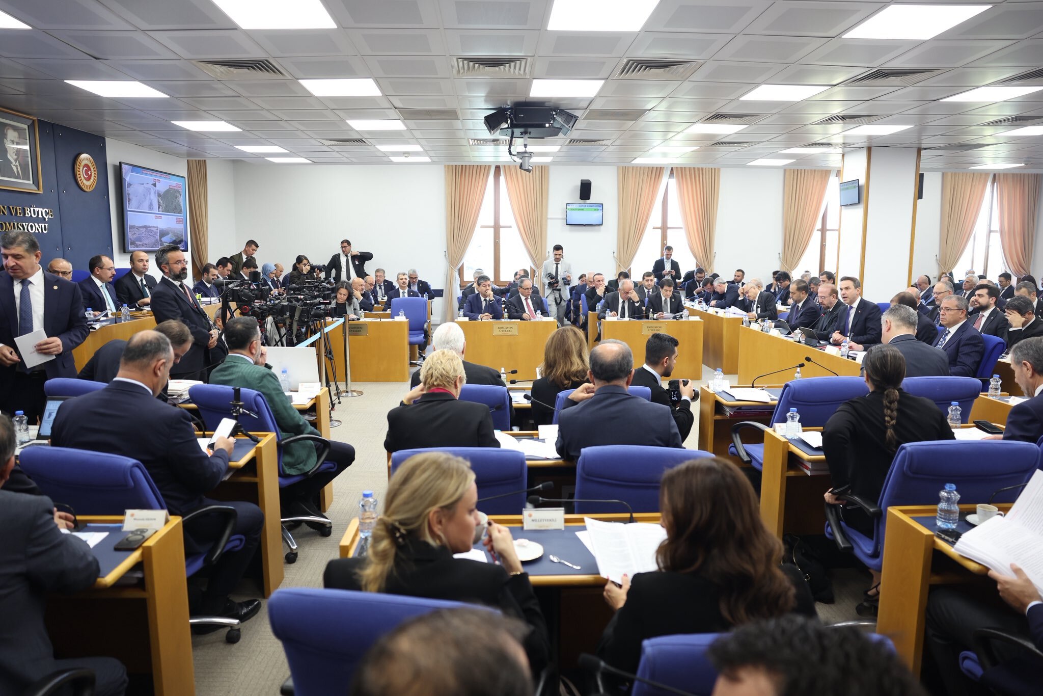 B A K A N B A Y R A K T A R P E T R O L V E D O G A L G A Z D A T 1003406 297719