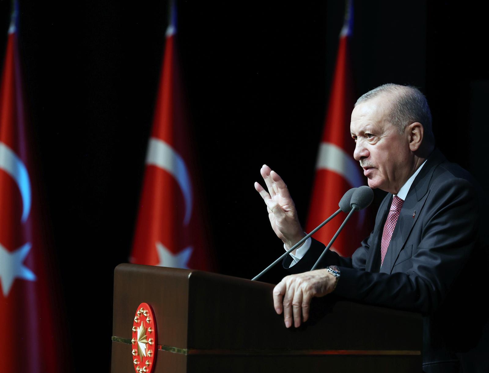 C U M H U R B A S K A N I E R D O G A N E V L A T L A R I M I Z 20 2 1031291 305961