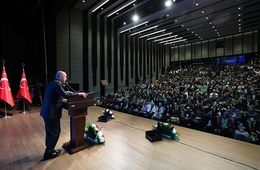 C U M H U R B A S K A N I E R D O G A N G E L E C E G I M I Z A C I S I 1024968 304098