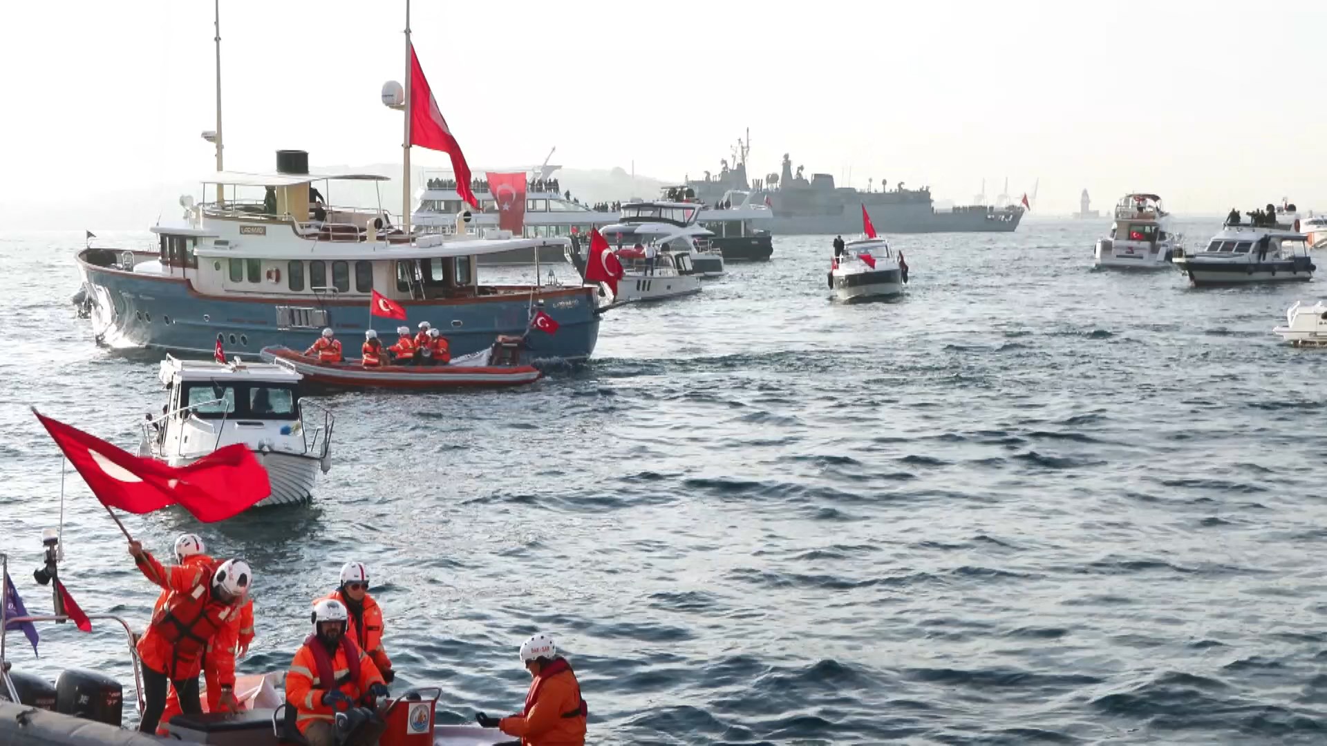 I S T A N B U L D O L M A B A H C E D E A T A Y A S A Y G I D A L 1008076 299041